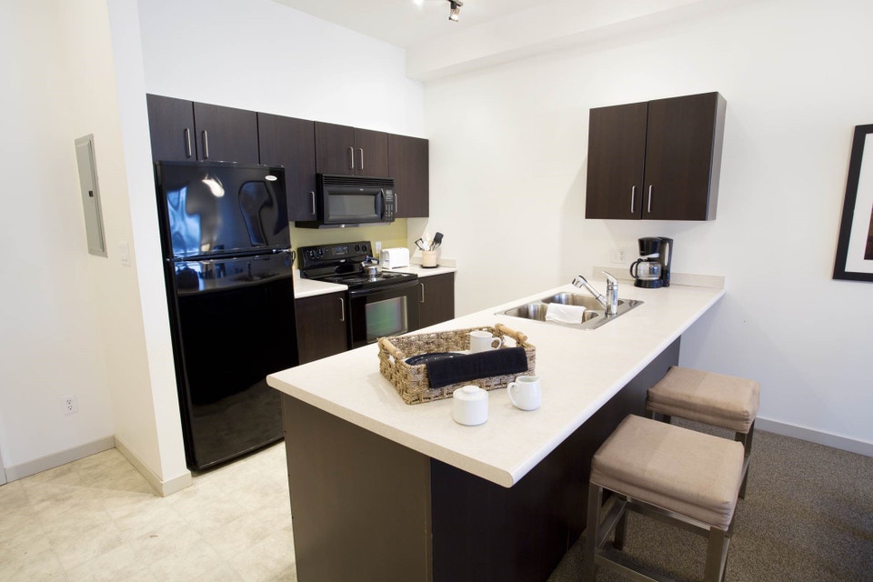 Two Bedroom Suites UnFurnished Starting at $1750 4