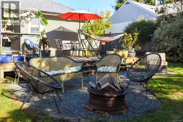 2767 Ulverston Ave Cumberland, British Columbia in Houses for Sale in Comox / Courtenay / Cumberland - Image 31