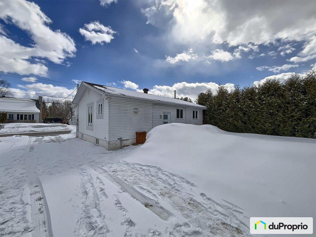 $255,000 - Bungalow in Shawinigan (St-Gerard-Des-Laurentides) — photo 2