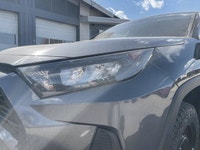 This Toyota RAV4 boasts a Regular Gasoline I-4 2.5 L/152 engine powering this Automatic transmission... (image 8)