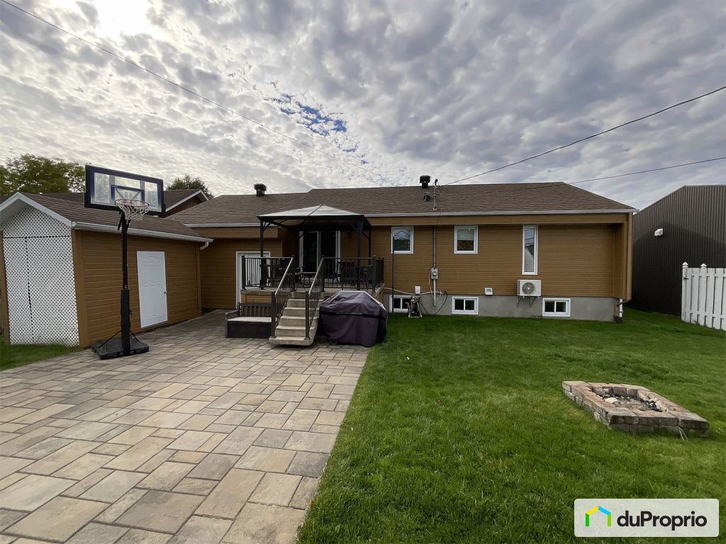 $495,000 - Bungalow for sale in Jonquière (Jonquière) — photo 2