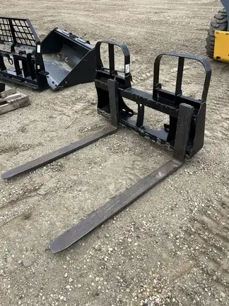 Welcome to Horizon Ag & Turf Location: Horizon Ag & Turf Edmonton West For More Used Equipment Visit...