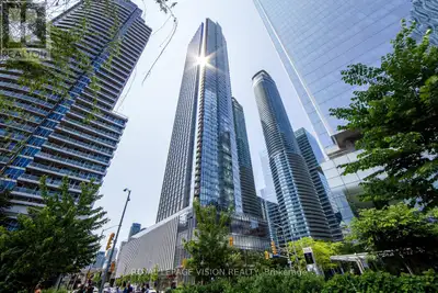 2101 - 10 YORK STREET Toronto (Waterfront Communities), Ontario