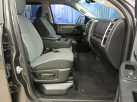 RAM 1500 CLASSIC SLT 2021 V8 5.7 LITRES HEMI BOITE 5'7" CREW-CAB 4X4 TOUT ÉQUIPÉ / ÉCRAN TACTILE / C... (image 9)