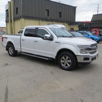 This 2018 Ford F-150 Lariat FX4 /4x4 /10 SPEED AUTOMATIC SuperCrew Pickup is a durable and reliable... (image 3)