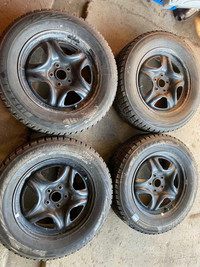 225 65 17 - RIMS AND TIRES - WINTER - TOYOTA RAV4 AND OTHERS