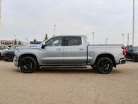 3M | Tonneau Cover | Assist Steps | 22 Black Wheels | Power Heated & Folding Mirrors | Keyless Start... (image 4)