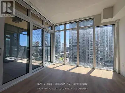Brand New Luxury Condo at Concord Canada House Toronto Downtowns Newest Icon Beside CN Tower and Rog...