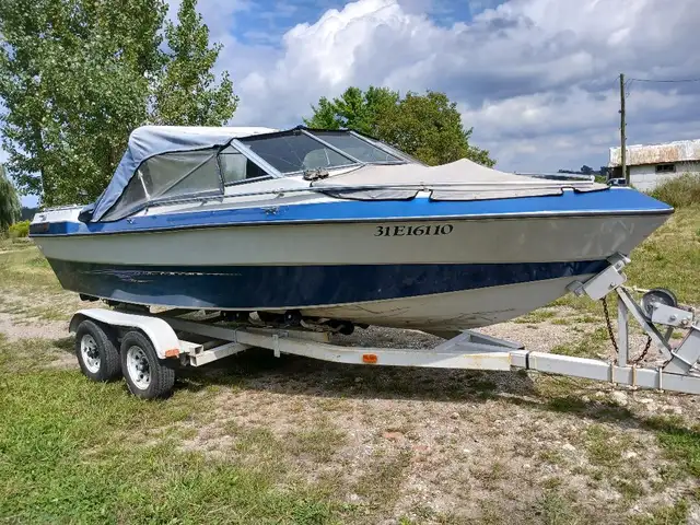Premium Fiberglass & Gelcoat Repairs – Booking Now for the 2026 in Other in St. Catharines - Image 3