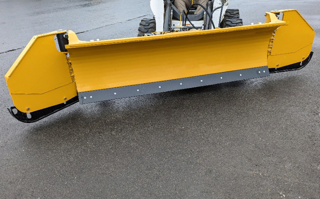 HLA Snow Wing Blade. Side wings rotate 180° and add 5' in Other in Prince George