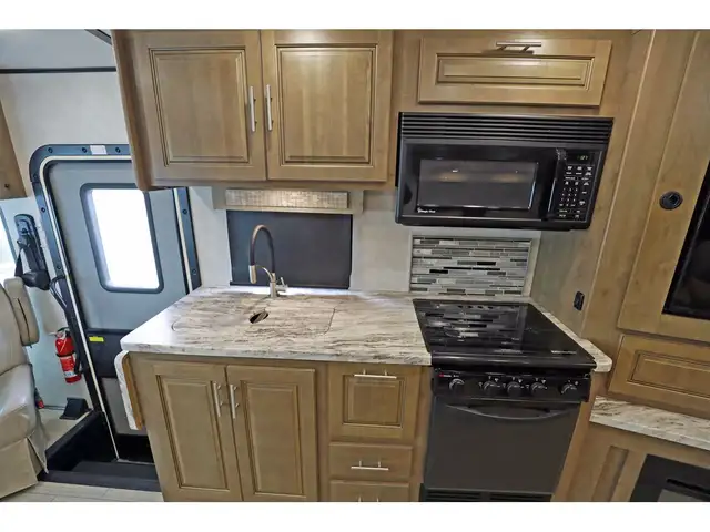 2020 Forest River FR3 34 DS Classe A VR / RV 2 Extension + Foyer in RVs & Motorhomes in Laval / North Shore - Image 15