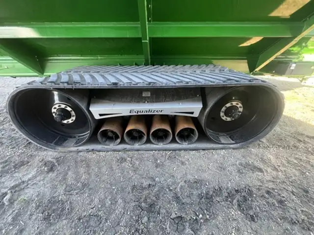 2022 Brent 2596 in Farming Equipment in Swift Current - Image 11