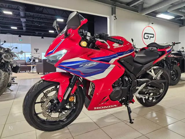 2025 Honda CBR500R ABS in Street, Cruisers & Choppers in Grande Prairie - Image 6