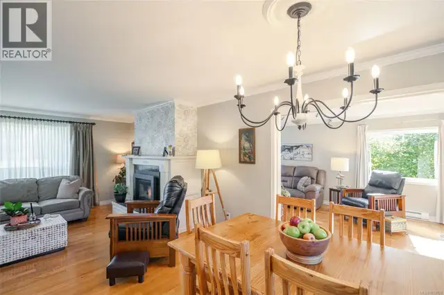 1720 McLauchlin Dr Courtenay, British Columbia in Houses for Sale in Comox / Courtenay / Cumberland - Image 8