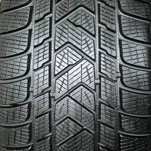 2023 MB G-Class G63 AMG OEM 22" Rims, TPMS, Winters *NEW* in Tires & Rims in Markham / York Region - Image 8