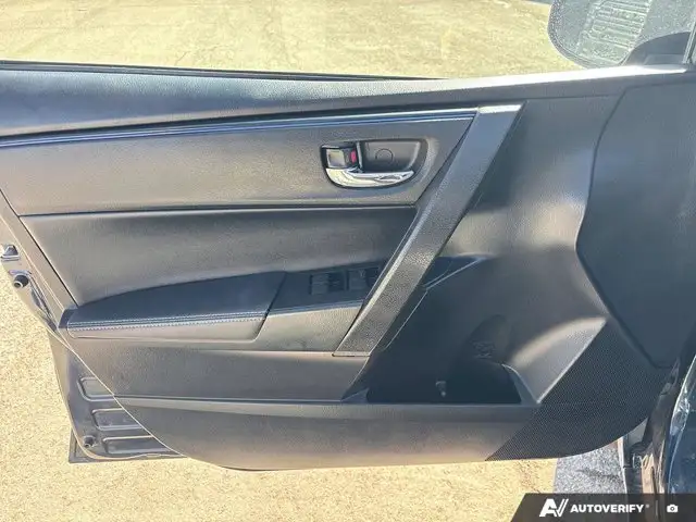 2017 Toyota Corolla SE in Cars & Trucks in Moncton - Image 12