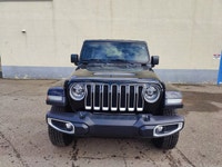 Only 37,242 Kilometers! This Jeep Wrangler Unlimited Sahara 4x4 delivers a Regular Unleaded V-6 3.6... (image 4)