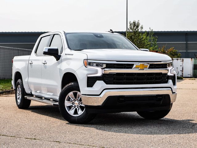 2025 Chevrolet Silverado 1500 LT in Cars & Trucks in Strathcona County - Image 2