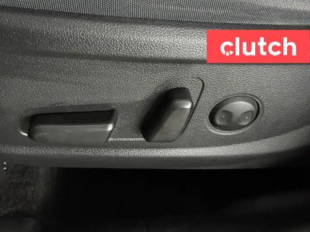 2021 Hyundai Santa Fe Preferred w/ Apple CarPlay, Heated Front S in Cars & Trucks in Ottawa - Image 16