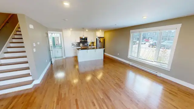 DECEMBER 1ST- 2 BED, 1.5 BATH - TOWNHOUSE- LAUNDRY- PARKING in Long Term Rentals in Fredericton - Image 4