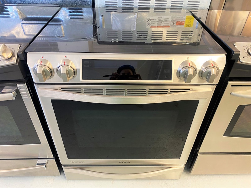 3614 Cuisinière encastrable INDUCTION SAMSUNG SlideIn Stove Cuisinières, fours et fourneaux