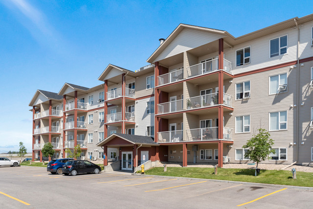 Sunrise East & West -1 & 2 Bedroom Suites Available Now! in Long Term Rentals in Saskatoon