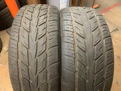 a nice Pair of all season performance tires in good shape (2 TIRES ONLY) size 275/40/22 107W XL M S...