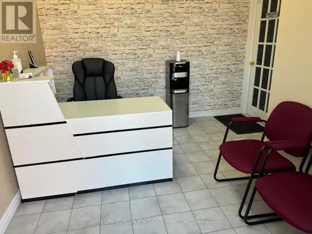 21 - 4801 STEELES AVENUE W Toronto (Humber Summit), Ontario62863753446146123