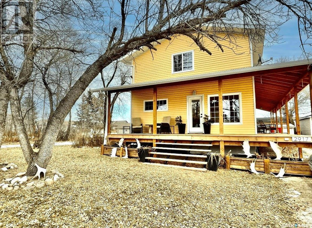 2917 Albert STREET Carrot River, Saskatchewan in Houses for Sale in Nipawin - Image 2