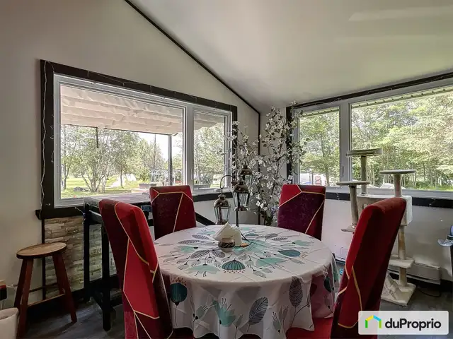 $340,000 - Cottage for sale in Daveluyville63235912337027121