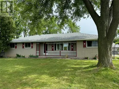 256 COUNTY RD 42 Lakeshore, Ontario