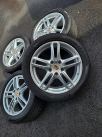 19" Porsche Panamera Turbo OEM Wheels TPMS - Pirelli Summer Tire