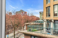 New Listing Alert: Experience Urban Living at its Finest!