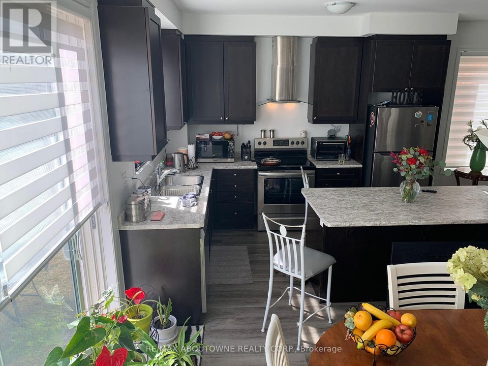 828 ASPEN TERRACE Milton (CB Cobban), Ontario 4