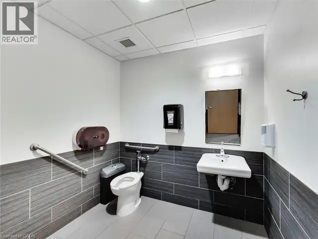 540 PLAINS Road E Unit# 100 Burlington, Ontario in Commercial & Office Space for Sale in Oakville / Halton Region - Image 25