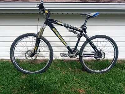 ROCKY MOUNTAIN- MOUNTAIN BIKE, View more