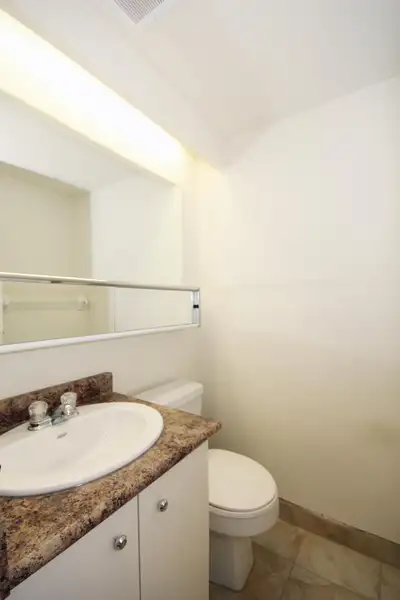 3 Bedroom 2 level Penthouse @ Yonge & Davisville, View more