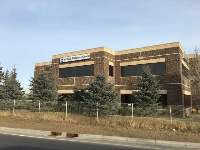 Business Offices and Medical Office Space.  AAA location in SW62864750262659123