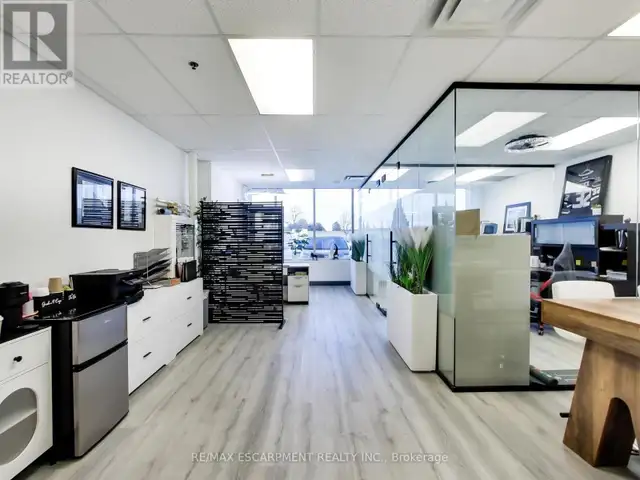 104 - 1100 SOUTH SERVICE ROAD Hamilton (Stoney Creek Industrial) in Commercial & Office Space for Sale in Hamilton - Image 17