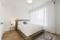 Découvrez Rivea II à Lachenaie, face à la Rivière-des-Prairies. Ce complexe offre bien-être, logemen... (image 4)