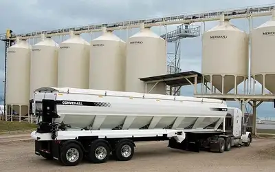 Convey-All Commercial Seed Tender CST-1550 with Scale Convey-All Seed Tenders set the standard for e...