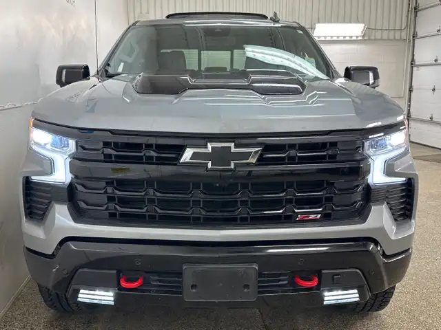 2024 Chevrolet Silverado 1500 LT Trail Boss DURAMAX/LEATHER/R... in Cars & Trucks in Belleville - Image 3