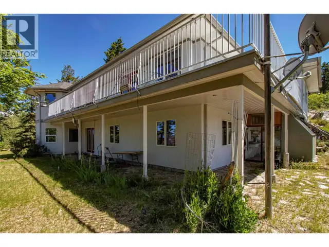 2263 Carmi Road Penticton, British Columbia in Houses for Sale in Penticton - Image 28