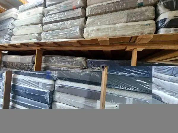 ⚜️ LIGHTLY MEGA SALE QUEEN DOUBLE AND SINGLE SIZE USED MATT in Beds & Mattresses in Delta/Surrey/Langley - Image 7