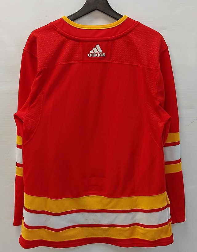(80120-1) Calgary Flames Adidas DW4816 Game Ready Jersey **AS IS in Other in Calgary - Image 2