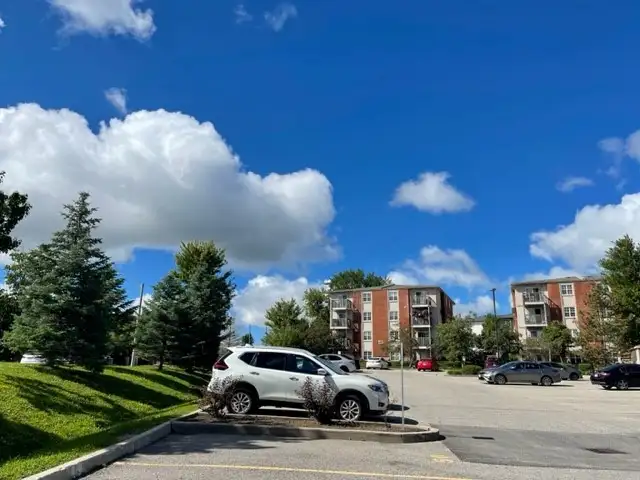 Get your own 4 walls at Essa Gardens! in Long Term Rentals in Barrie - Image 2