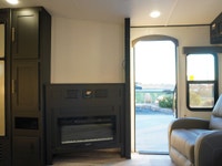 SALE PRICE: $31,800 **ASK US HOW TO RECEIVE A PRICE DISCOUNT WITH DEALER ARRANGED FINANCING O.A.C.**... (image 6)