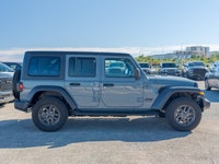 Only 7,262 Miles! This Jeep Wrangler has a strong Regular Gasoline V-6 3.6 L/220 engine powering thi... (image 5)