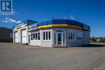Corner of Landsdown and Metcalf. Large corner lot perfect for redevelopment for any high traffic bus...