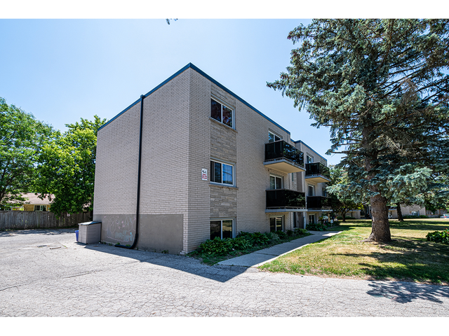 2 Bedroom Apartment for Rent - 7-11 Manhattan Court in Long Term Rentals in Guelph - Image 10